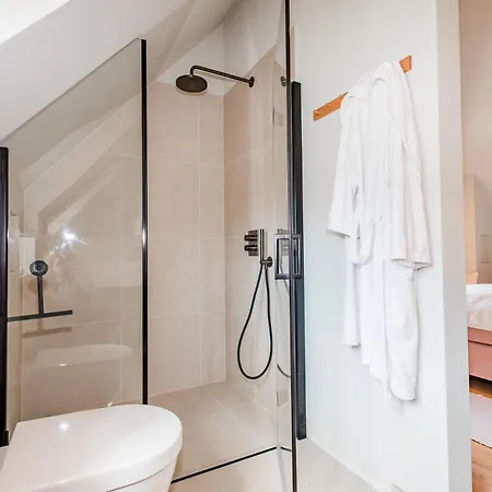 Storchennest Nyaraló Wyk auf Föhr